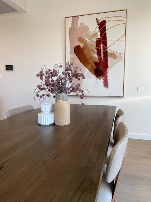 Apartment 3 Bedroom Over Looking Newcastle